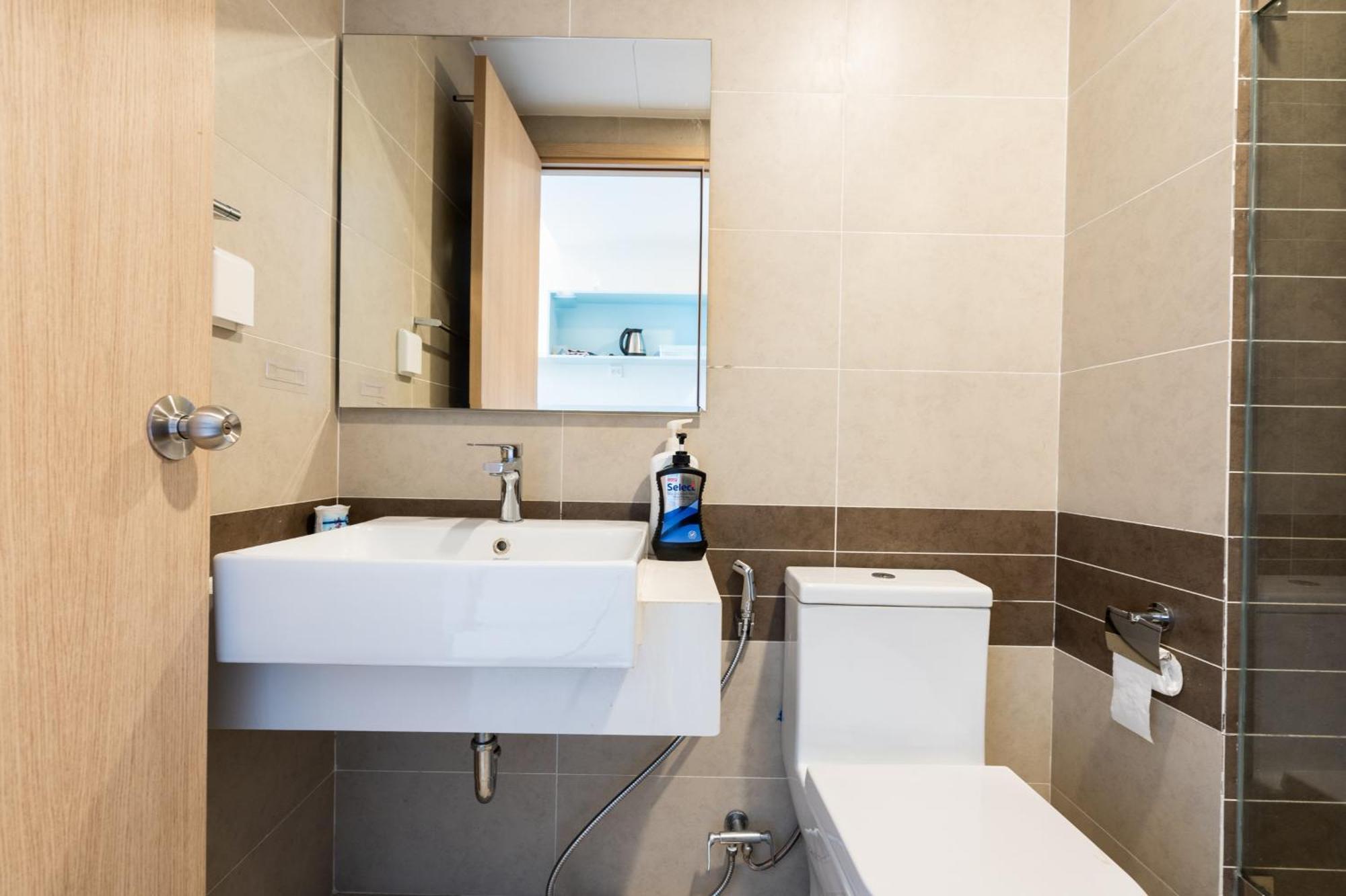 2 Beds At Rivergate Residences Căn hộ TP. Hồ Chí Minh