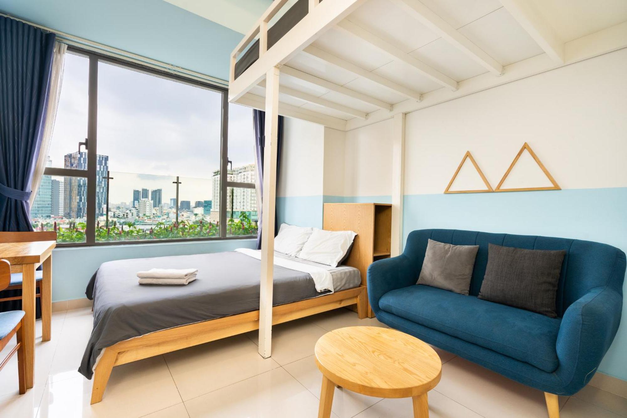 2 Beds At Rivergate Residences